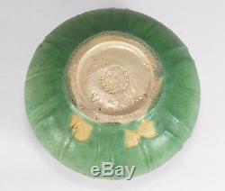 Grueby Pottery matte light green 6 leaf squat vase Arts & Crafts Boston