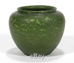 Grueby Pottery plain matte green jardiniere form vase Arts & Crafts Boston