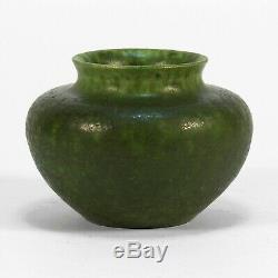 Grueby Pottery plain mottled matte green cabinet vase Arts & Crafts Boston
