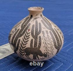 HECTOR GALLEGOS JR Mata Ortiz Sgraffito Vase 6-Mexican Arts & Crafts Pottery