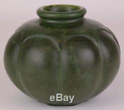 Hampshire Matte Green Arts And Crafts Pottery Vase Unusual Shape