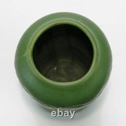 Hampshire Pottery 6.25 vase matte green glaze arts & crafts shape #52