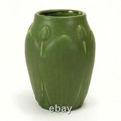 Hampshire Pottery 7.25 matte green leaf & bud vase #42 arts & crafts Keene NH