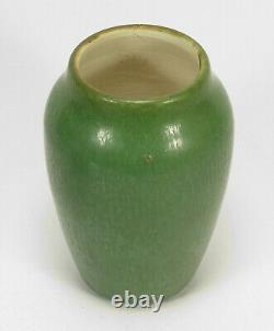 Hampshire Pottery 8 vase matte green glaze arts & crafts shape # 18/4