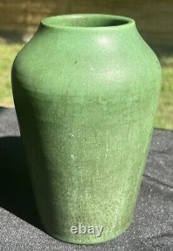 Hampshire Pottery Hand Thrown Vase Matte Green Classic Arts Crafts Great Example