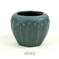 Hampshire Pottery Mottled Blue Arts And Crafts Vase