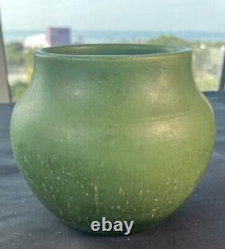 Hampshire Pottery Vase Matte Green Arts and Crafts #5
