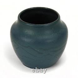 Hampshire Pottery snakeskin matte blue glaze 5x 6 vase arts & crafts #54/2
