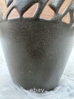 Handmade Jordan Stoneware Vase Madaba Tribal Carved Geometric Design 2005