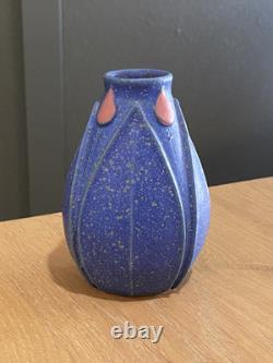JEMERICK POTTERY Arts & Crafts GRUEBY STYLE VASE Matte Blue Leaf Bud