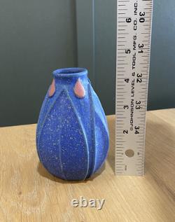 JEMERICK POTTERY Arts & Crafts GRUEBY STYLE VASE Matte Blue Leaf Bud