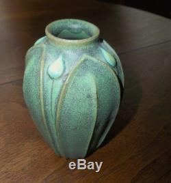 Jemerick Arts & Crafts Pottery Vase Mission Grueby Style Signed 4-1/2 tall