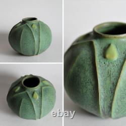 Jemerick Pottery 1999 SJ Mottled Matte Green w Bud VASE Grueby-esque Arts Crafts