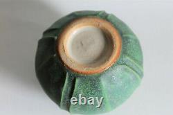 Jemerick Pottery 1999 SJ Mottled Matte Green w Bud VASE Grueby-esque Arts Crafts
