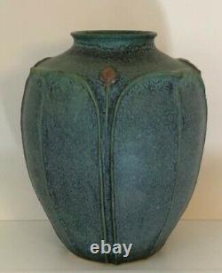 Jemerick Pottery Art Studio Vase Arts & Crafts Style Matte Green 7 inches