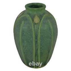 Jemerick Pottery Matte Green Broad Leaves Bud Arts And Crafts Vase