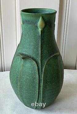 Jemerick Studio Pottery Hand Made Arts & Crafts Matte Green Vase, 9 tall