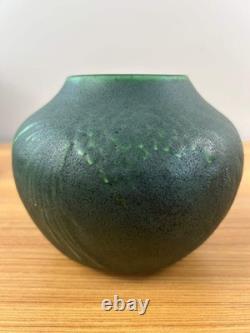 Ken Tracy Studio 2015 Arts & Crafts Pottery Matte Green Pinecone Vase