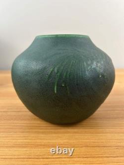 Ken Tracy Studio 2015 Arts & Crafts Pottery Matte Green Pinecone Vase