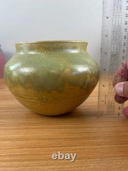 Ken Tracy Studio Pottery Arts And Crafts Mottled Green Yellow Ceramic Vase