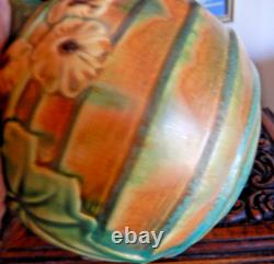 LUFFA Roseville 1934 BROWN Bulbous VASE MINT 6. (#2)
