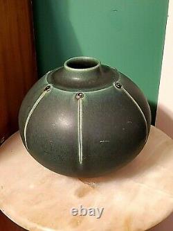 Large Arts And Crafts Pottery Vase Jemerick Door Ephriam Matte Green