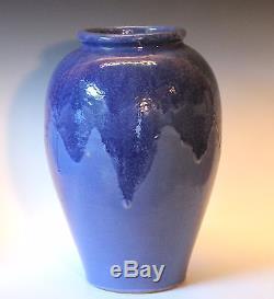 Large Vintage McCoy Zanesville Art Pottery Blue Drip Arts & Crafts Deco Vase 18