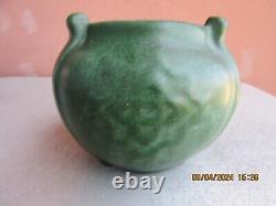 MINT Weller Arts & Crafts Matte Green 4 1/4 by 5 Geometric & Faux Buttress Pot