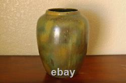 Magnificent Vintage Red Wing Art Pottery Arts & Crafts Large Nokomis Flower Vase