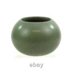 Marblehead Pottery Arts and Crafts Green Vase, Circa 1915