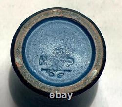 Marblehead Pottery, Corseted Shoulder Matte Blue Vase, Arts & Crafts, Great Form