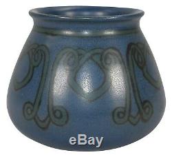 Marblehead Pottery Decorated Arts and Crafts Vase