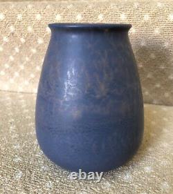 Marblehead Pottery Large Arts And Crafts Vase Matte Blue Leopard Glaze