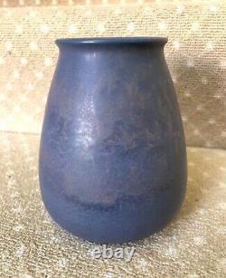 Marblehead Pottery Large Arts And Crafts Vase Matte Blue Leopard Glaze