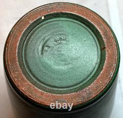 Marblehead Pottery, Lg Tapered Swollen Matte Green Vase Htf Color Arts & Crafts