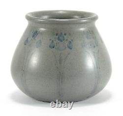 Marblehead Pottery floral HT decorated vase Arts & Crafts matte gray blue