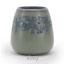 Marblehead Pottery floral decorated vase Arts & Crafts matte gray & blue