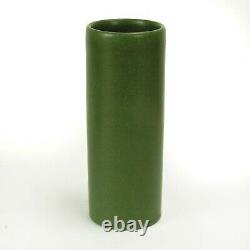 Marblehead Pottery undecorated 7.25 cylinder vase Arts & Crafts matte green