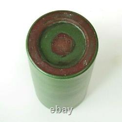 Marblehead Pottery undecorated 7.25 cylinder vase Arts & Crafts matte green