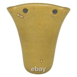 Marblehead Vintage Antique Arts and Crafts Pottery Dark Yellow Wall Pocket