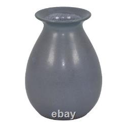 Marblehead Vintage Arts and Crafts Pottery Matte Blue Purple Ceramic Vase 25