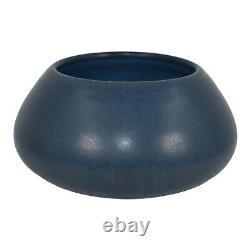 Marblehead Vintage Arts and Crafts Pottery Mottled Matte Blue Bowl Shape 9