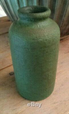 Matte Green Early 20th Cen. Mystery Vase / ala Grueby /Arts Crafts Pottery
