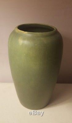 Matte Green Ohio Antique Pottery Vase Arts and Crafts Style 8.5