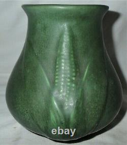 Mint Antique Hampshire Arts Crafts Pottery Corn Cob Matte Green Mission Vase