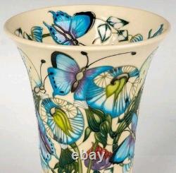 Moorcroft LG Butterfly Vase 158/8 Purple Hairstreak by Emma Bossons MINT