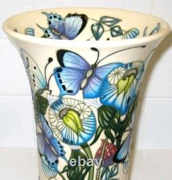 Moorcroft LG Butterfly Vase 158/8 Purple Hairstreak by Emma Bossons MINT