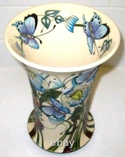 Moorcroft LG Butterfly Vase 158/8 Purple Hairstreak by Emma Bossons MINT