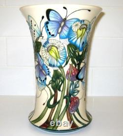 Moorcroft LG Butterfly Vase 158/8 Purple Hairstreak by Emma Bossons MINT