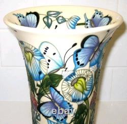 Moorcroft LG Butterfly Vase 158/8 Purple Hairstreak by Emma Bossons MINT
